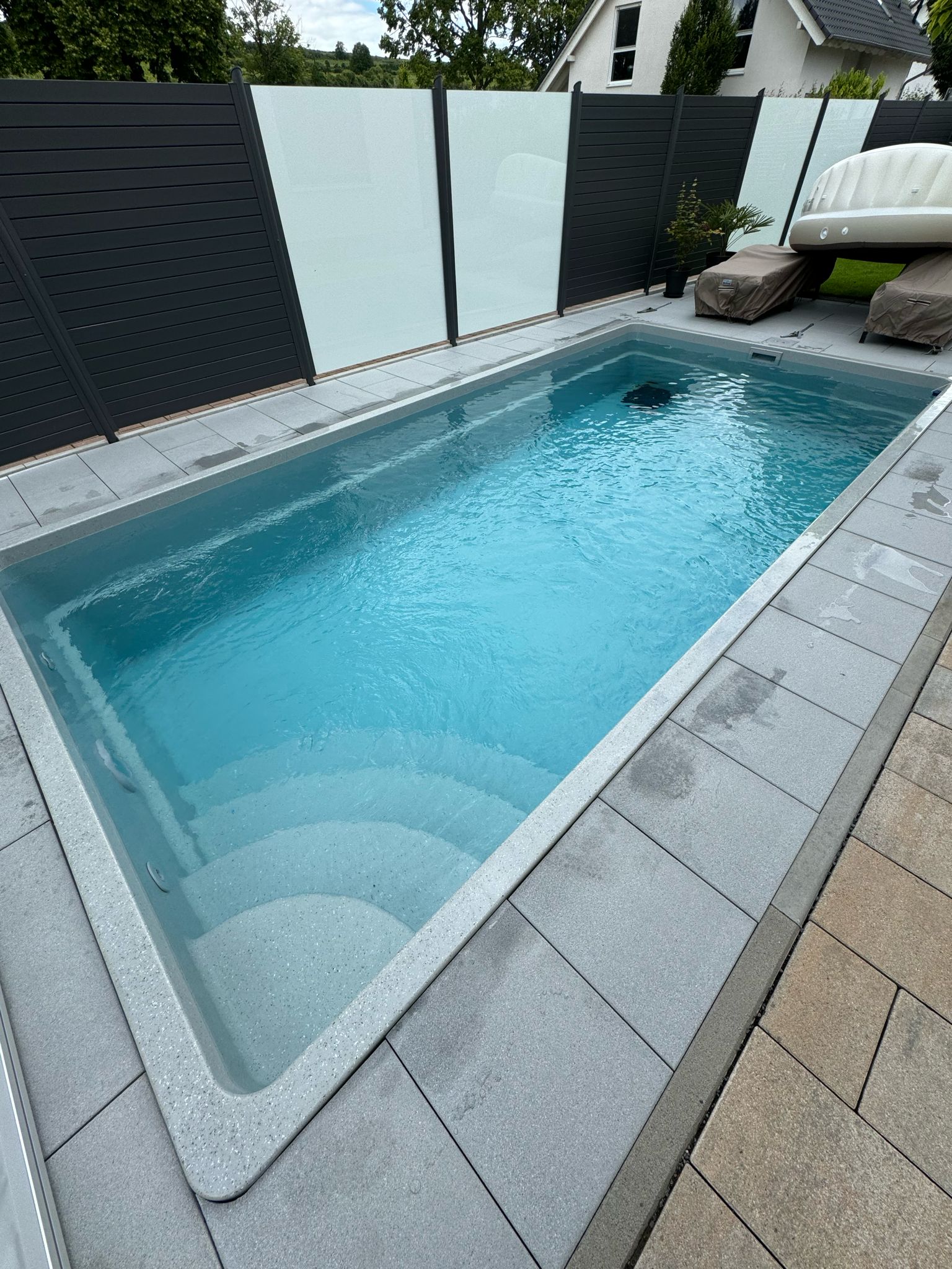 CV18 in SS-01 Silver Shore