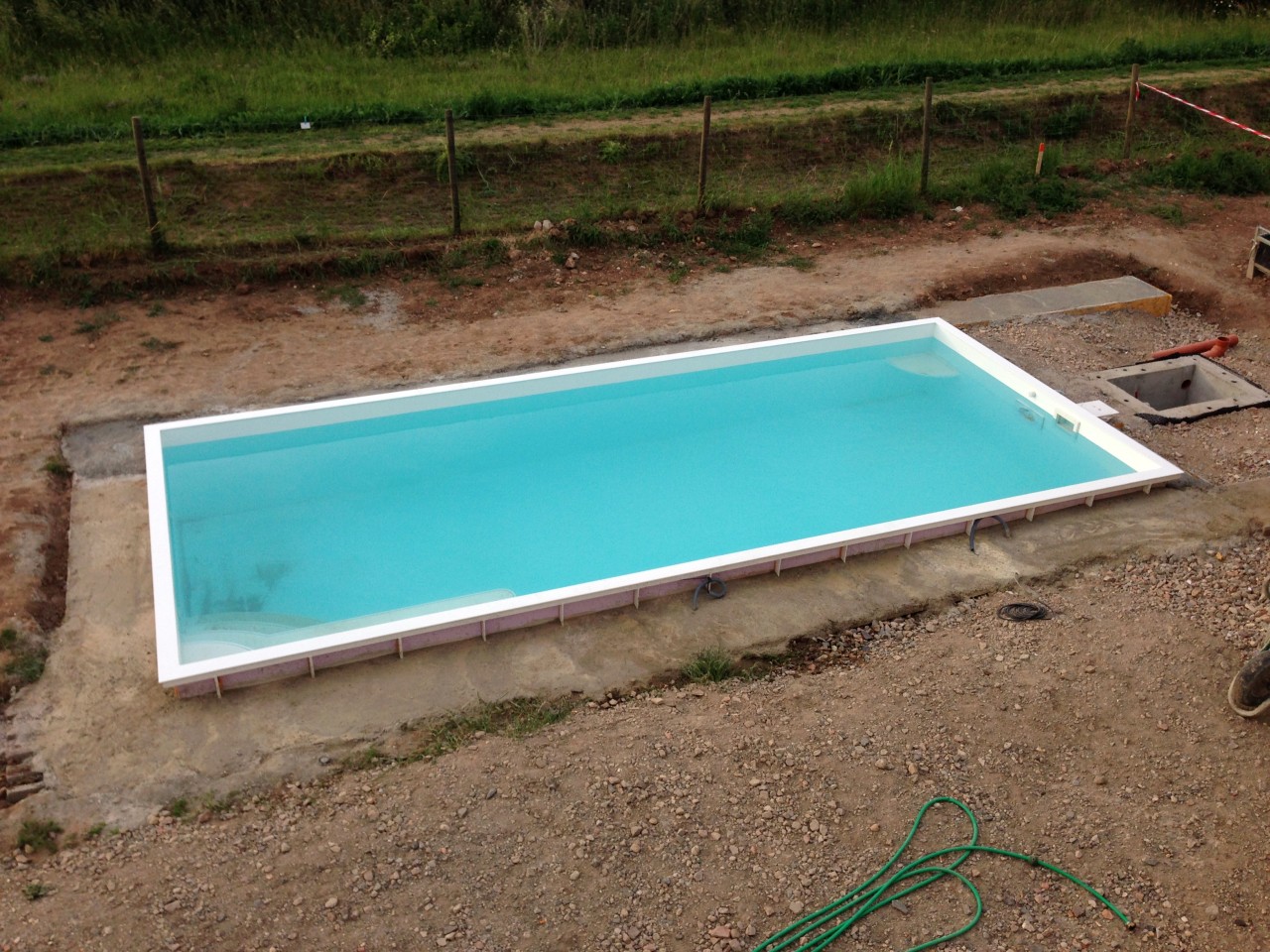 Streben entfernt, Betonarbeiten abgeschlossen