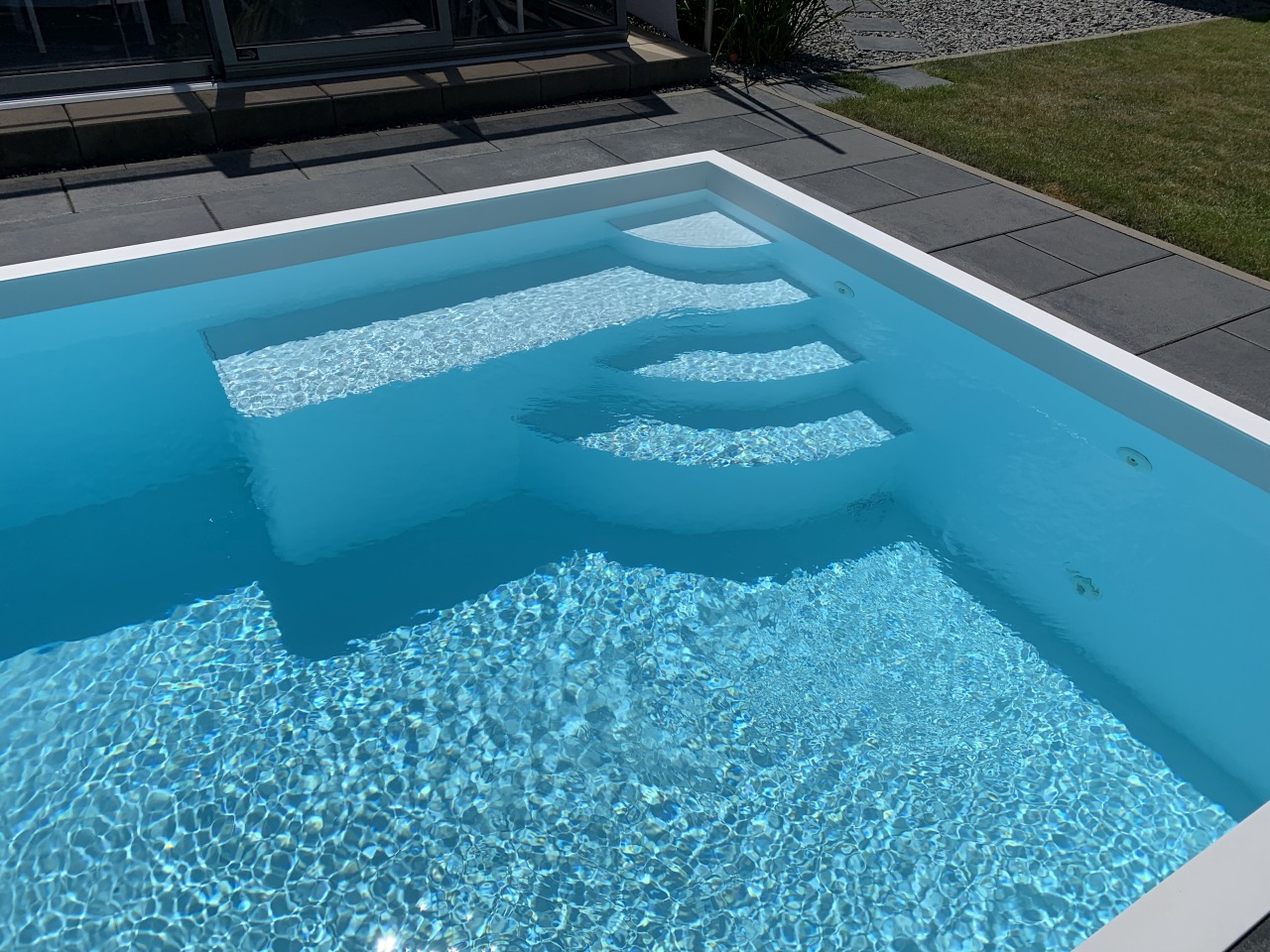 Becken komplett weiß